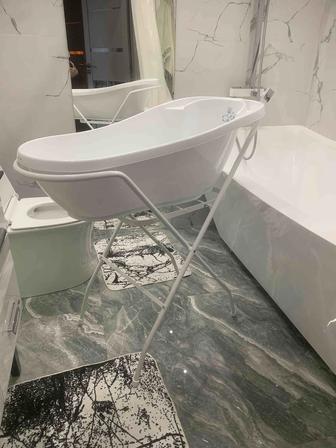 Детская ванночка со стойкой