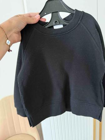 Продам кофту Zara 86. Pp.5000