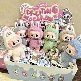 Labubu blindbox тренд брелок