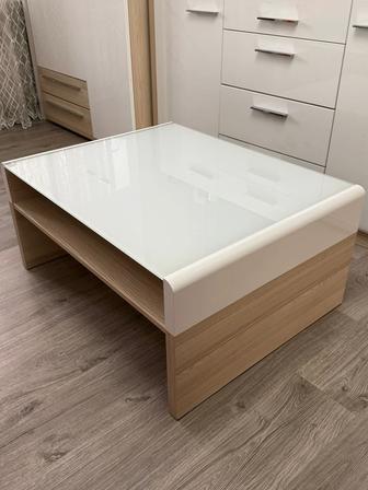 Продам журнальный стол