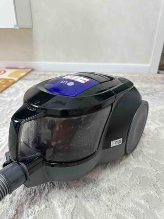 Пылесос LG VK69662N синий