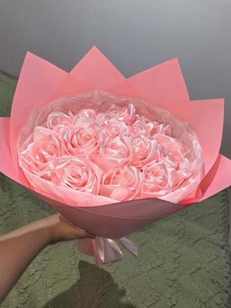Букет из атластной ленты