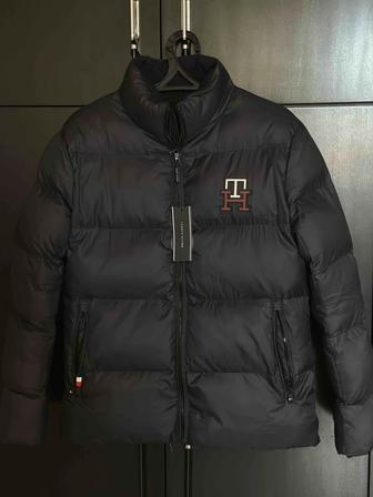 Новая куртка tommy hilfiger