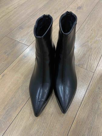 Черные женские ботильоны, новые, размер 37