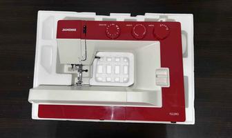 Швейная машинка janome
