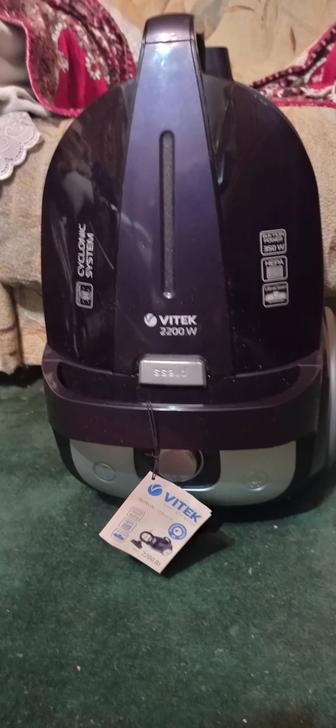 Пылесос Vitek