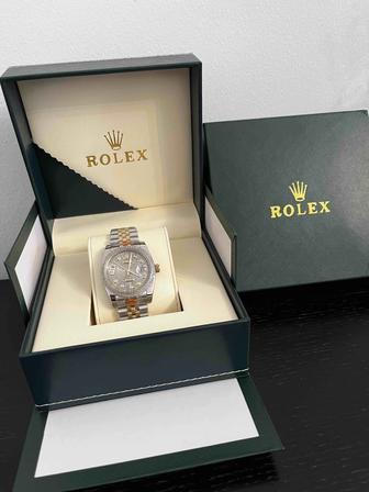 Часы Rolex с бриллиантами