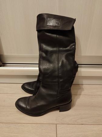 Продаю кожаные сапоги осень 37 размер
