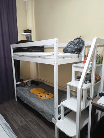 Продам двухярустную кровать