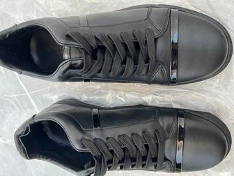 Мужские кроссовки