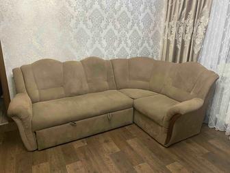 Продаю угловой диван