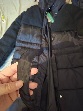 Продаю курточку женскую,ни разу не одевалась
