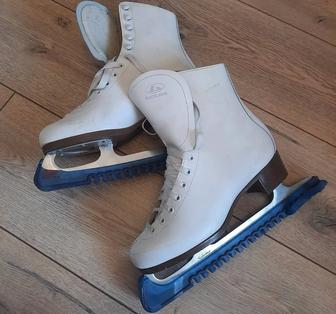 Коньки 41 размера Botas Dagmar.