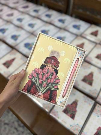 Блокноты для девочек на 8 марта