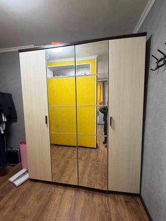 Продам шкаф