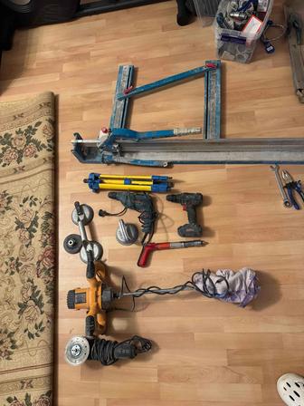 Продам набор инструментов для отделочников!