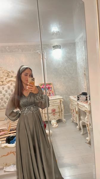 Вечернее платье шикарное