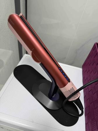 Продам Dyson Airstrait