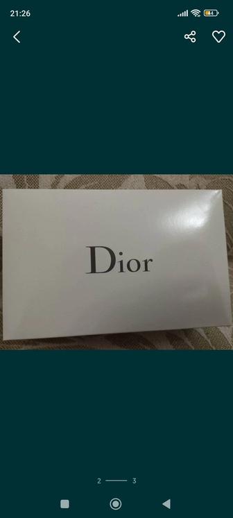 Продам косметички Dior