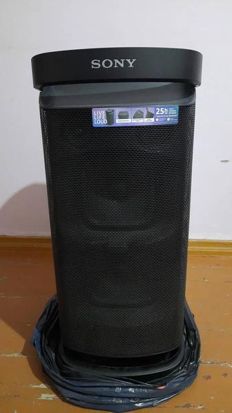 Продаётся Колонка портативная SONY SRS XP 700w,