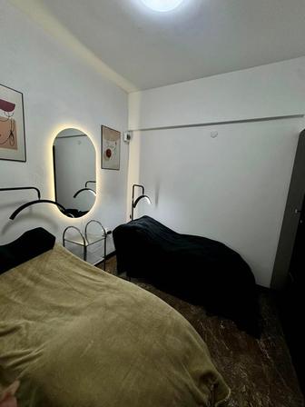 Рабочее место кушетка для мастеров ресниц/бровей