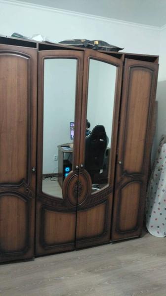 Продам шкаф