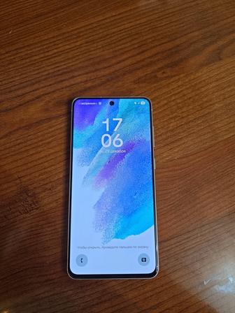 Продажа телефона Samsung s21 fe 128Gb