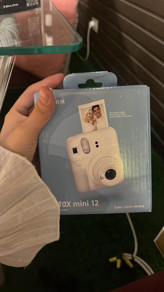 Instax mini 12