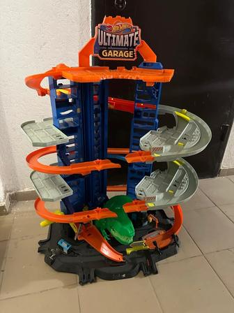 Hot wheels ultimate garage Trex