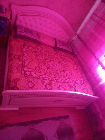 Продам кровать двухспальная