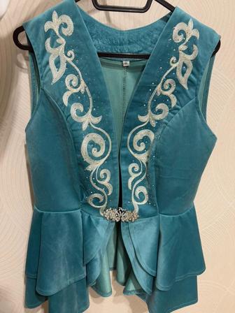 Национальный жакет жилетка