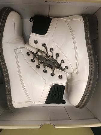 Сапоги женские