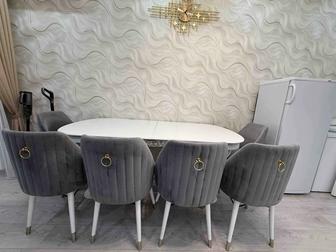 Комплект стол и мягкий 6 стульев