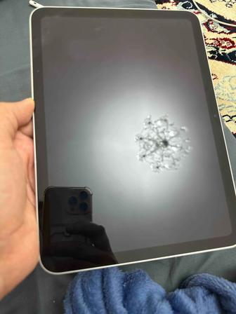 iPad 10-го поколения / 64 гб