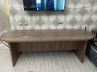 Продам стол деревянный