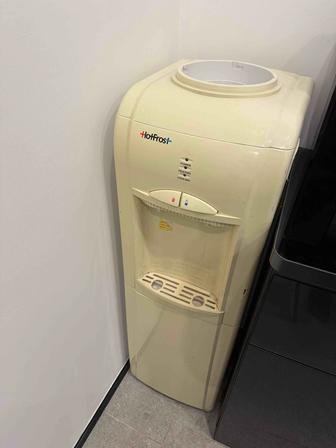 Кулер для воды за символическую цену