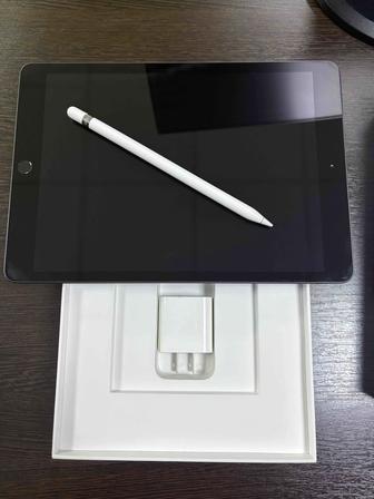 Планшет Ipad 8th Generation 2020, 128 gb, в комплекте Apple Pencil