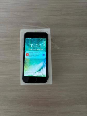 Продам iPhone 7 б/у