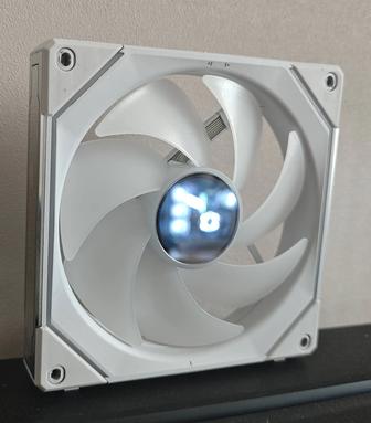 Вентиляторы 3 LIAN LI UNI FAN SL Infinity 140 белый [G99.14SLIN1W.R0] white