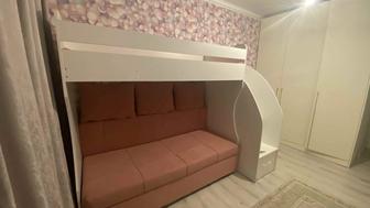 Двухъярусная кровать