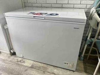 Продам морозильник