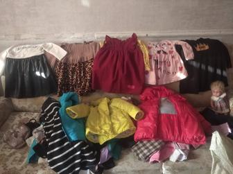 Продам детские вещи для девочки платья