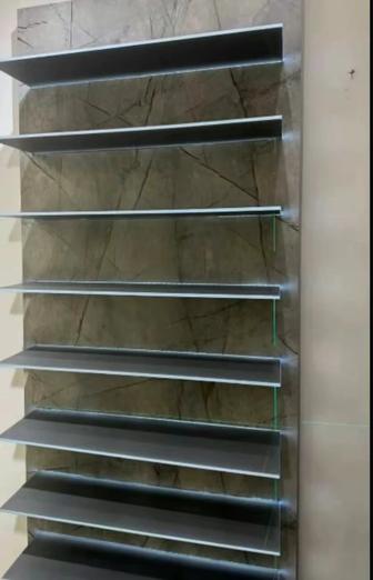 Продам стеллаж с подсветкой