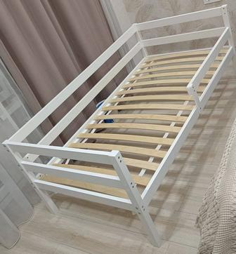 Продать детскую кровать