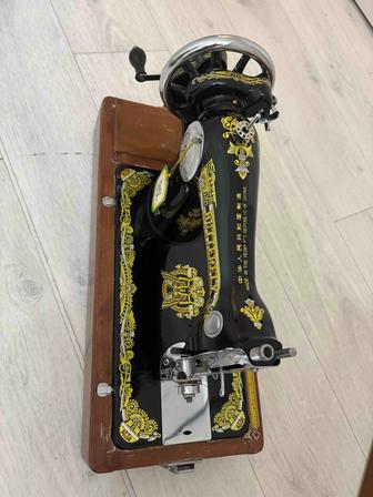 Швейная машина