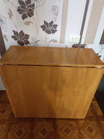 Стол книжка