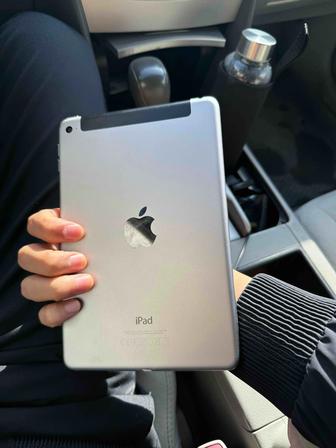iPad mini 4 128gb