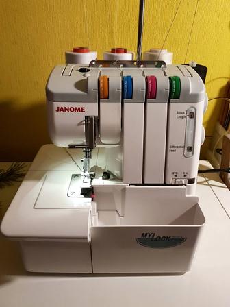 Оверлок 744D Janome состояние нового