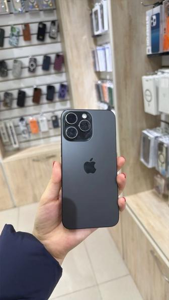 Айфон 15 про Макс 256 87% черный