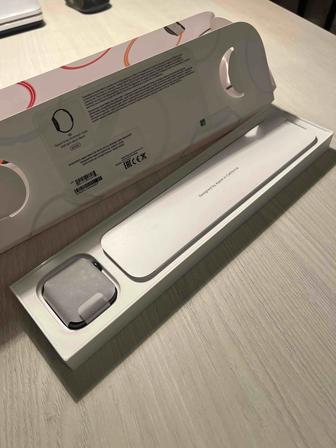 Продам Apple Watch 44 Space Gray Aluminum Case Midnight Sport Band